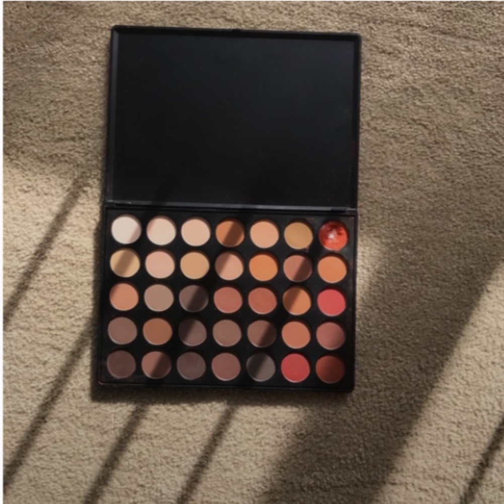 35o matte palette